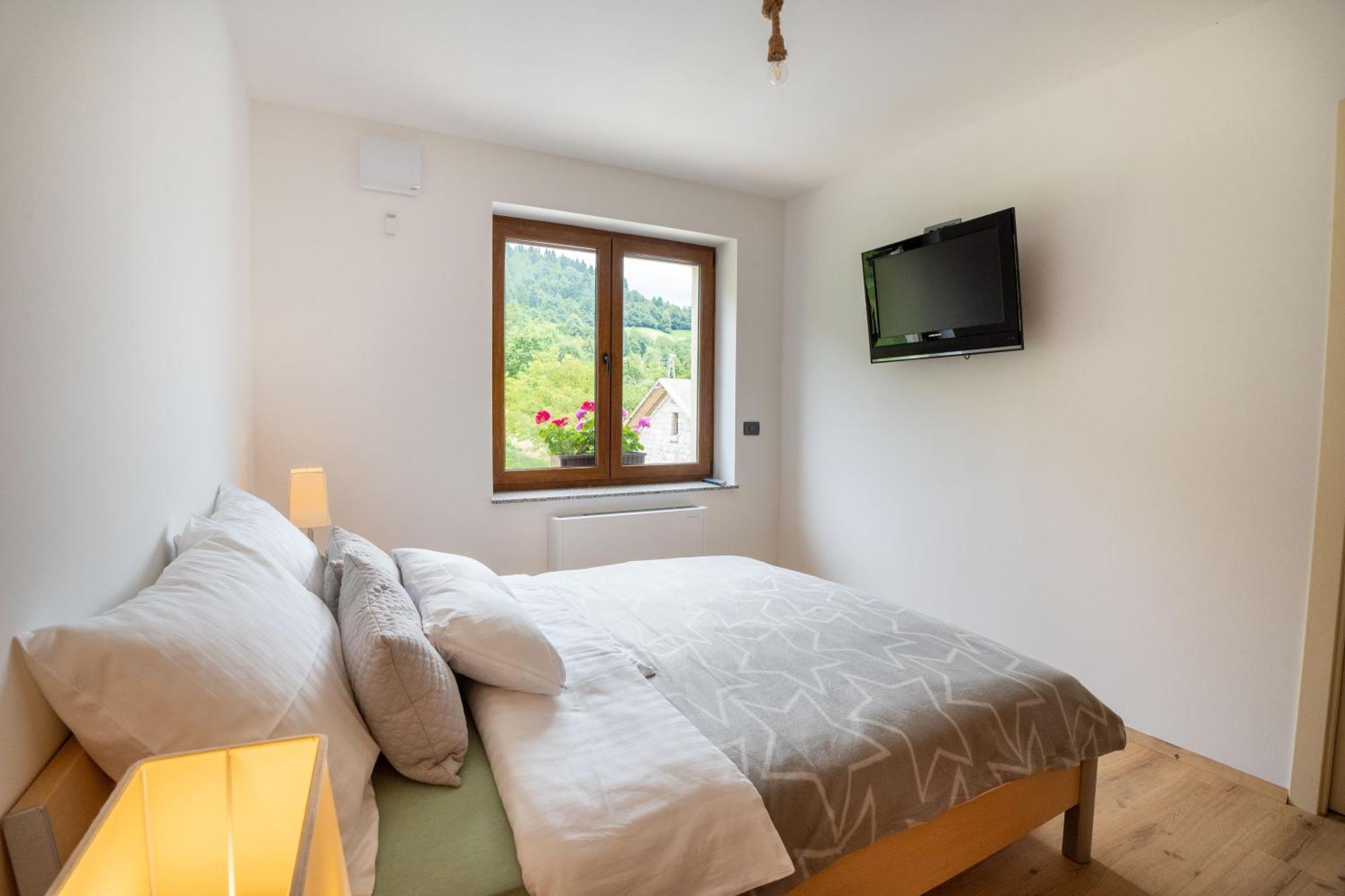 Aparthotel Hom At Vintgar Zgornje Gorje ภายนอก รูปภาพ